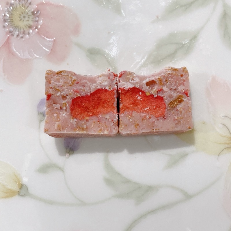 五感を満たすチョコレートの贅沢いちご