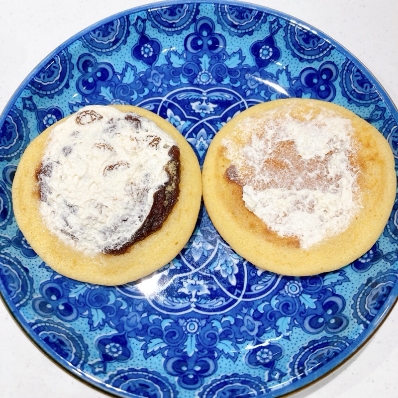 あわしま堂のラムレーズンどら焼き