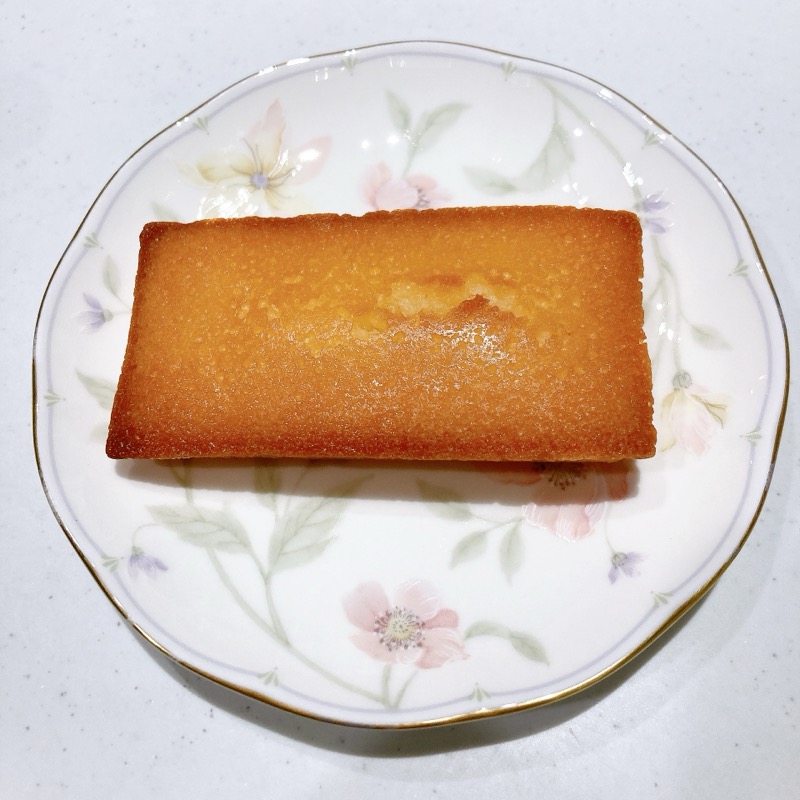 カフェブリッコのフィナンシェ