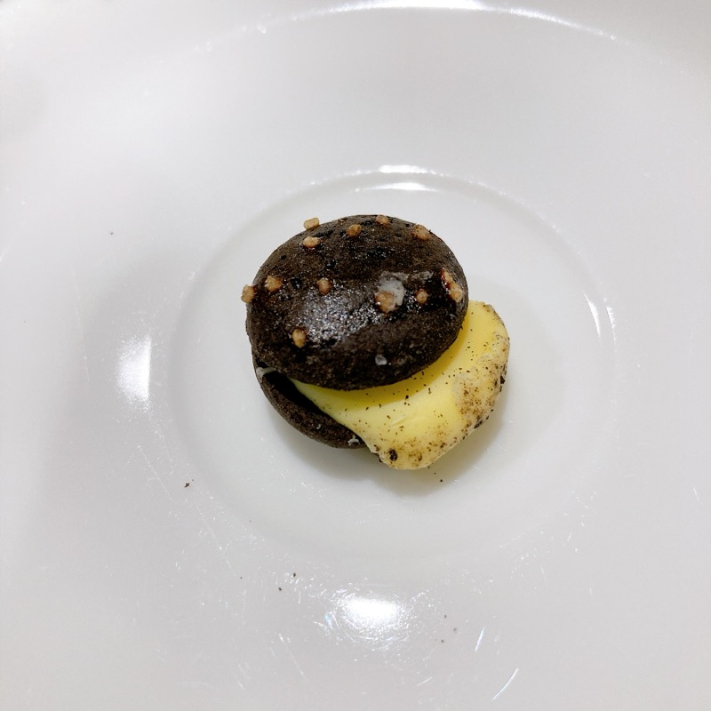 ブルボンのエブリバーガーのチョコバナナ味