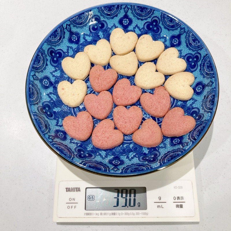 プラントベースのストロベリー＆ココナッツ味