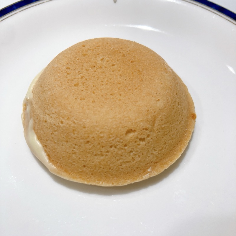 パステルの窯出しタルトのプリン味