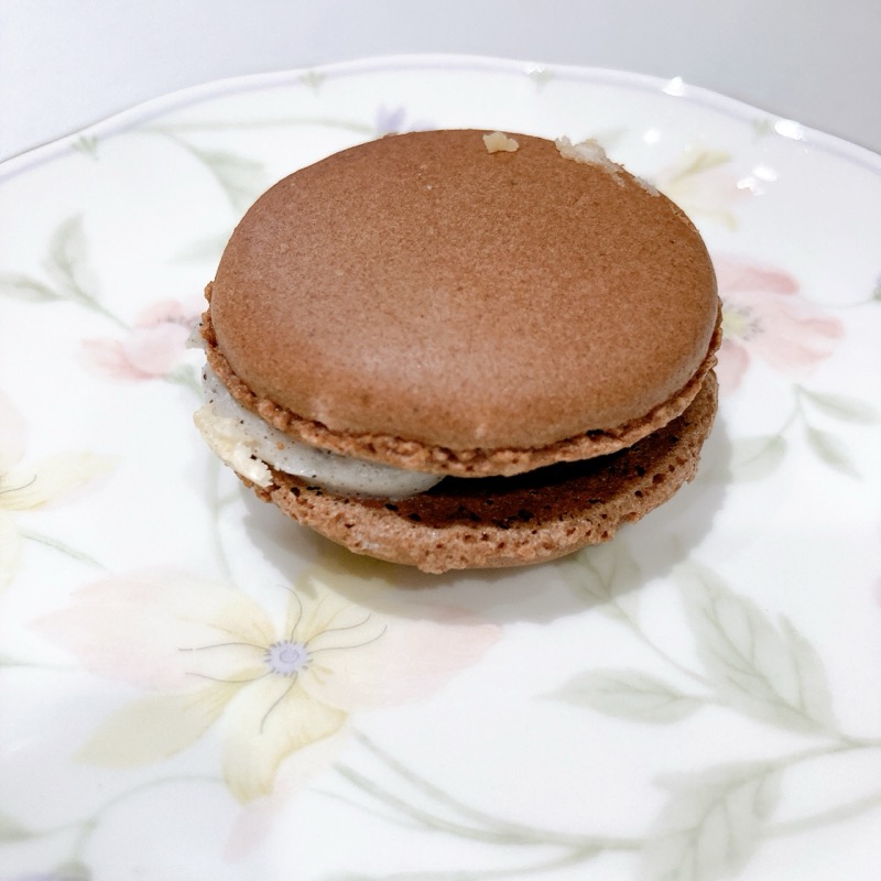 サーティワンのクッキー＆クリーム風マカロン