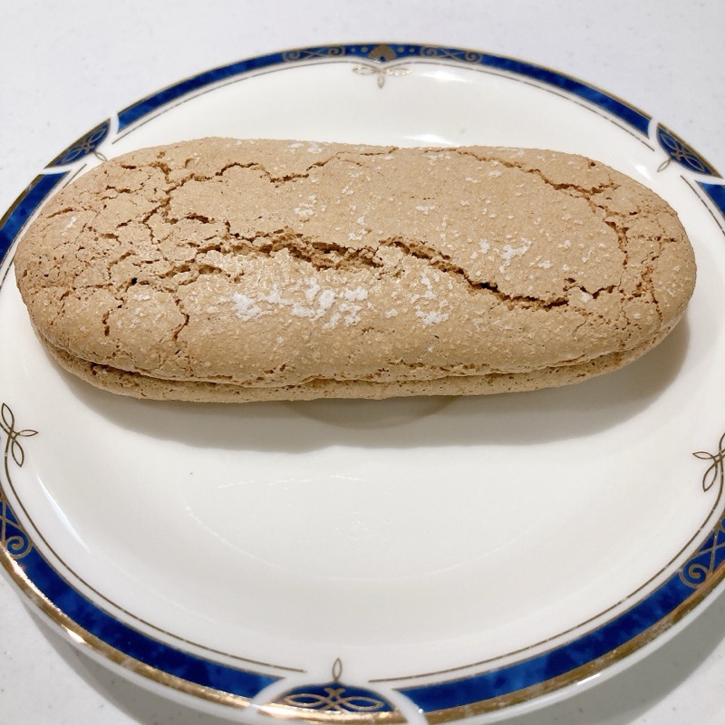 ミルクティー風味クリームサンドダックワーズ