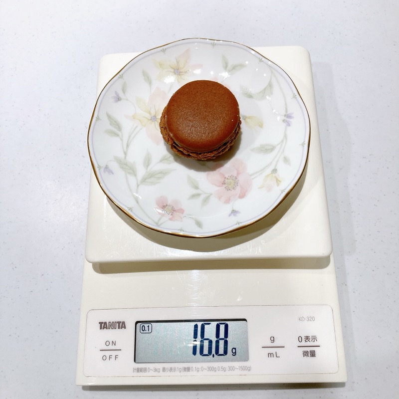 サーティワンのキャラメルリボン風マカロン