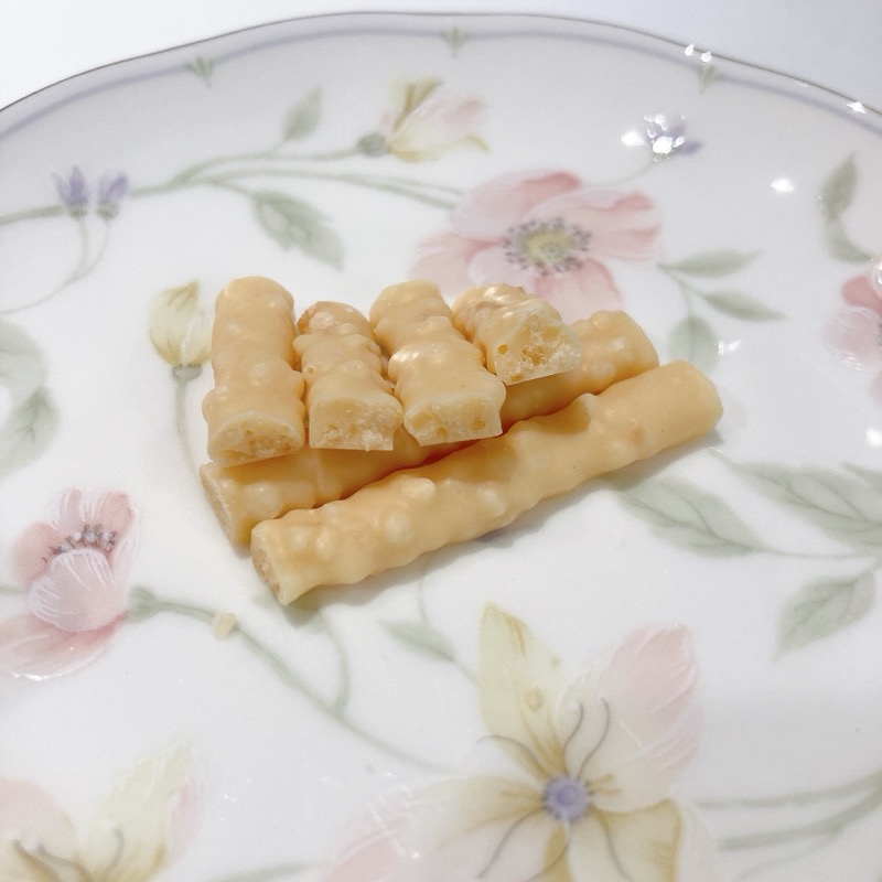 小枝のアップルパイ味