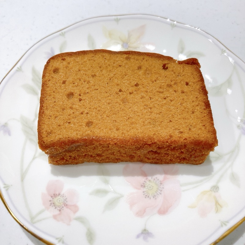 ダイソーの塩キャラメルパウンドケーキ