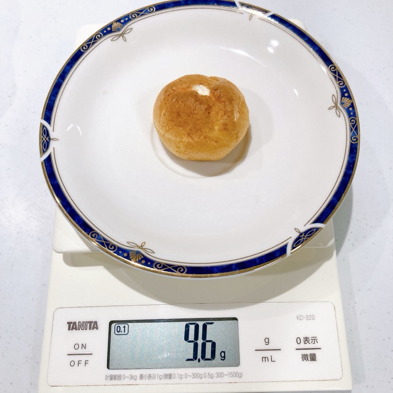 モンテールのチーズクリームプチシュー