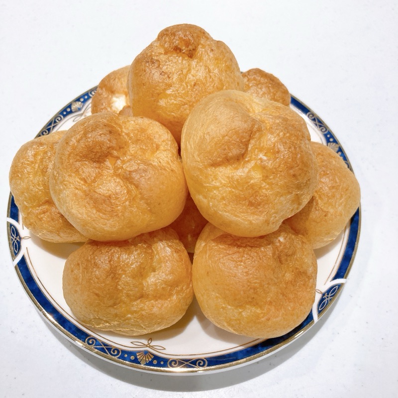 モンテールのチーズクリームプチシュー