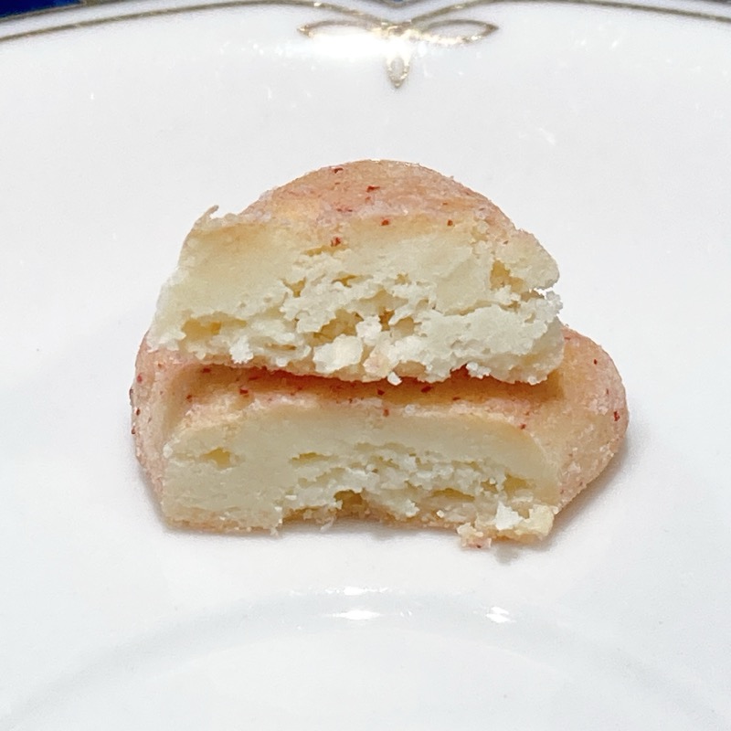 まるでケーキなビスケットのいちごのショートケーキ味