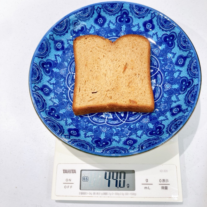 ベースブレッドのミニ食パン、オレンジ味