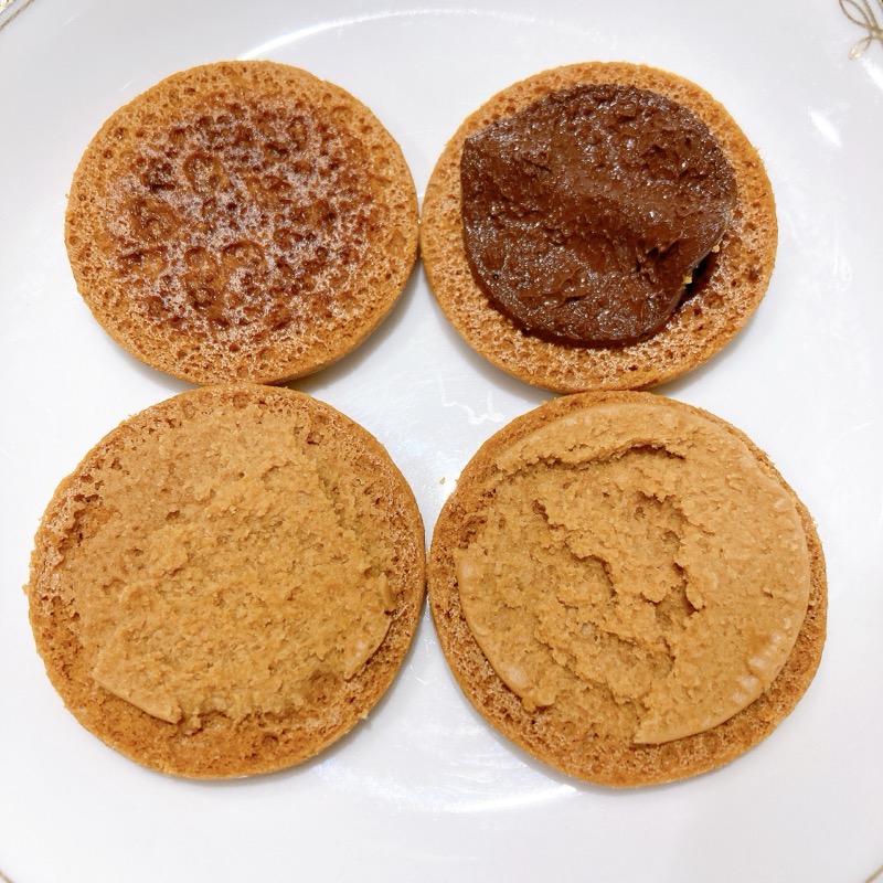 ロータスのビスコフサンドミルクチョコレート