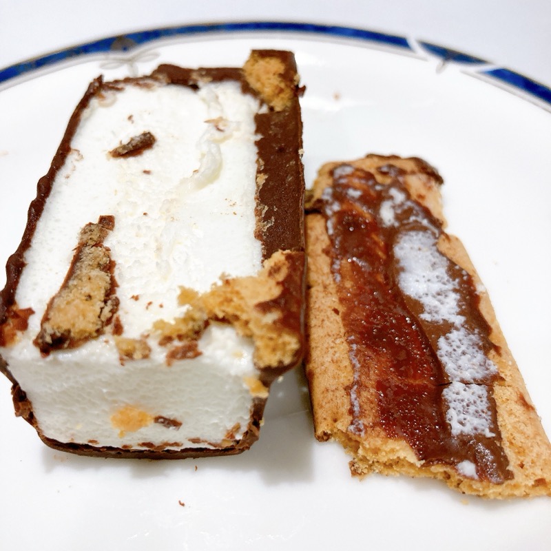 ご褒美スティックケーキ ショコラとふわとろムース