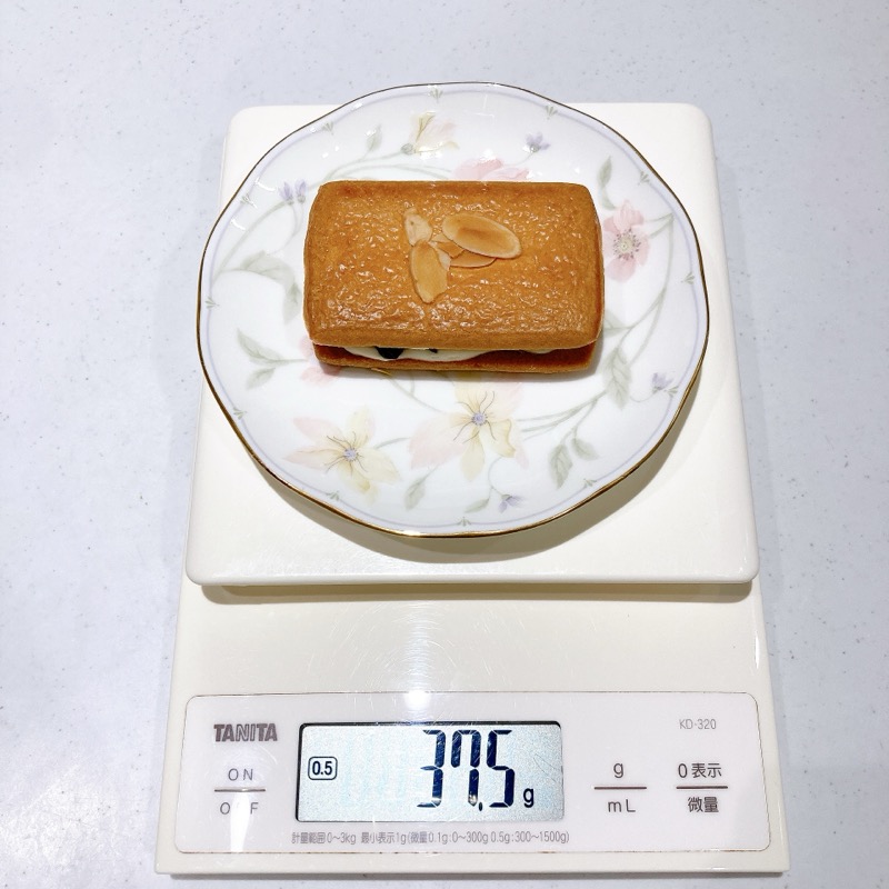 鎌倉小川軒のレーズンウィッチ