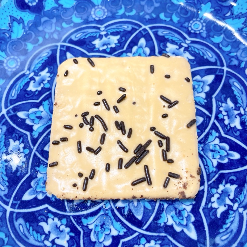 kokolaのチーズチョコクラッカー