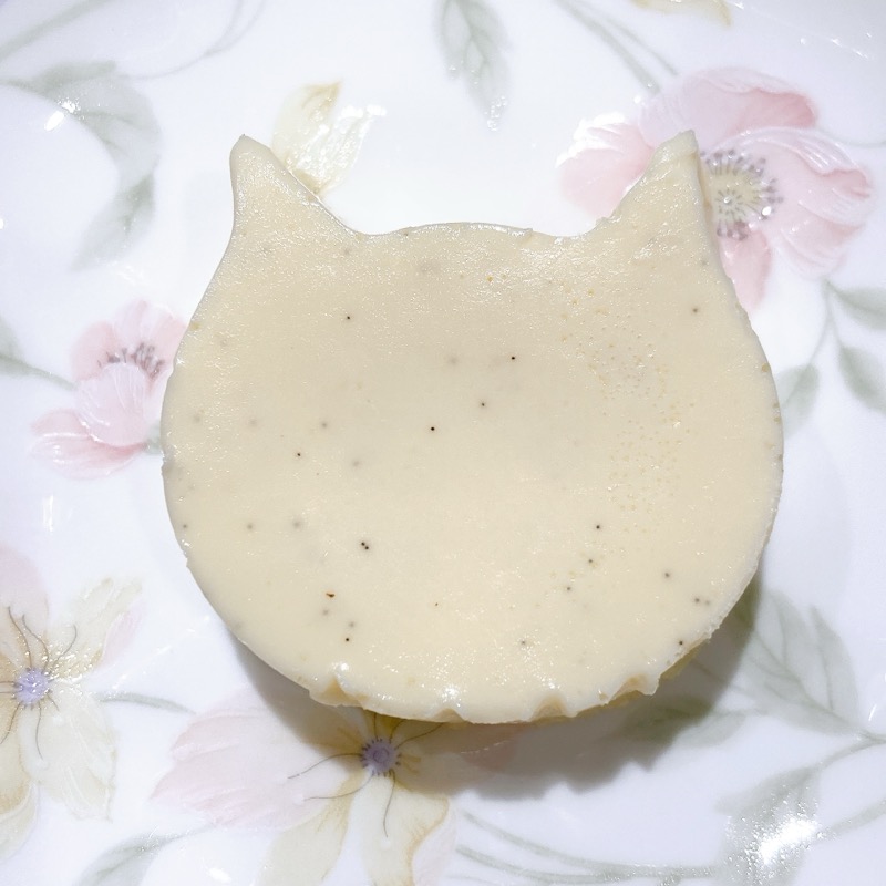 にゃんともおいしいチーズケーキ塩バニラ