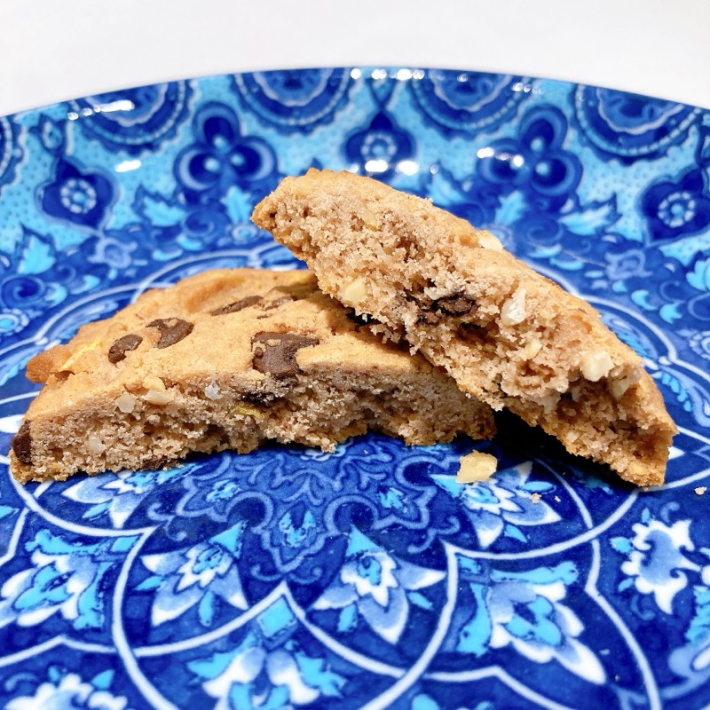 アメリカンクッキーのチョコチップ&ヘーゼルナッツ