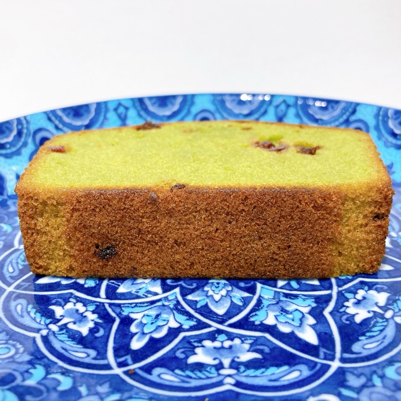 ピスタチオとドライいちごのパウンドケーキ