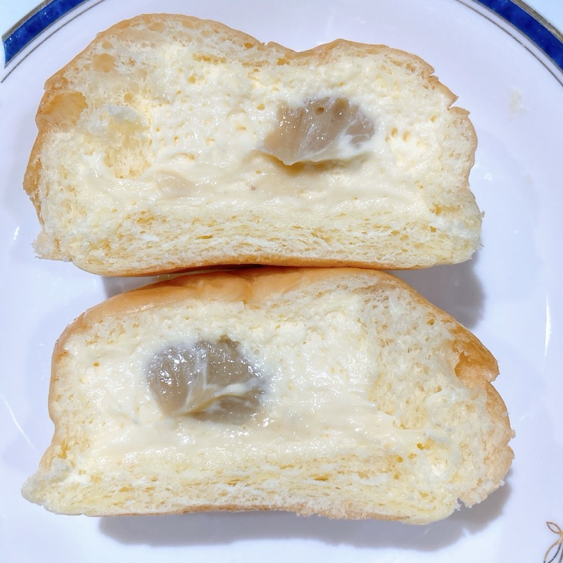 八天堂の冷やして食べるとろけるくりーむパン和栗