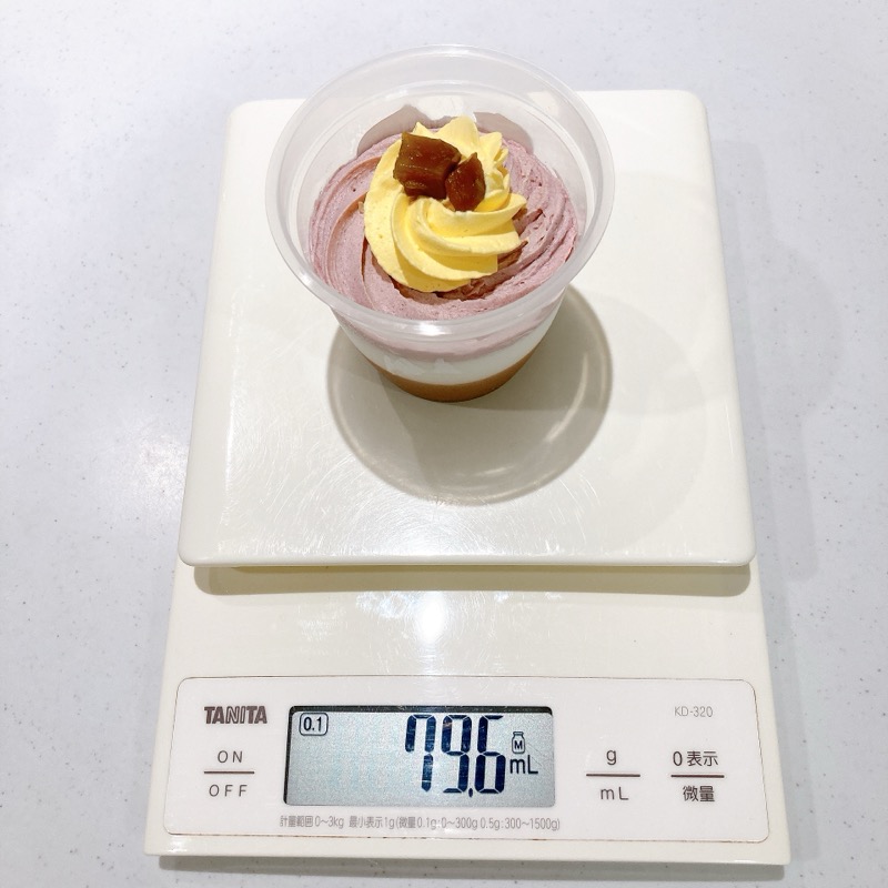 ロピアの秋の味覚パフェ