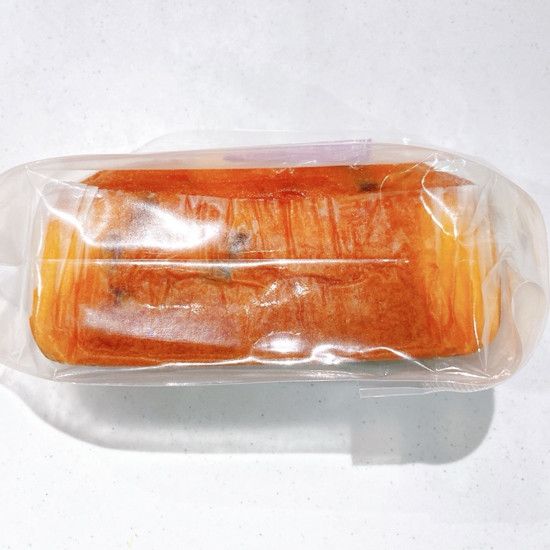 カンパーニュのパウンドケーキラムレーズン