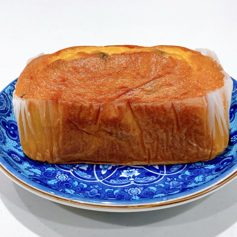 カンパーニュのパウンドケーキラムレーズン