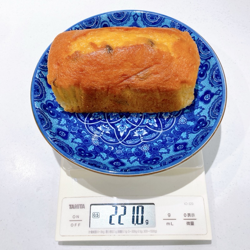 カンパーニュのパウンドケーキラムレーズン