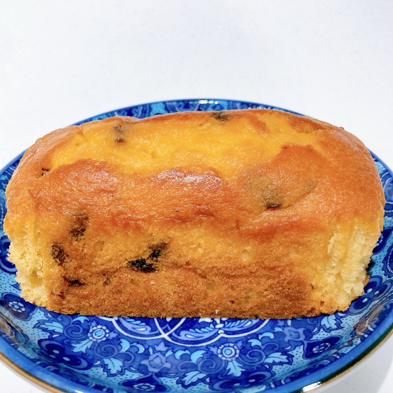カンパーニュのパウンドケーキラムレーズン
