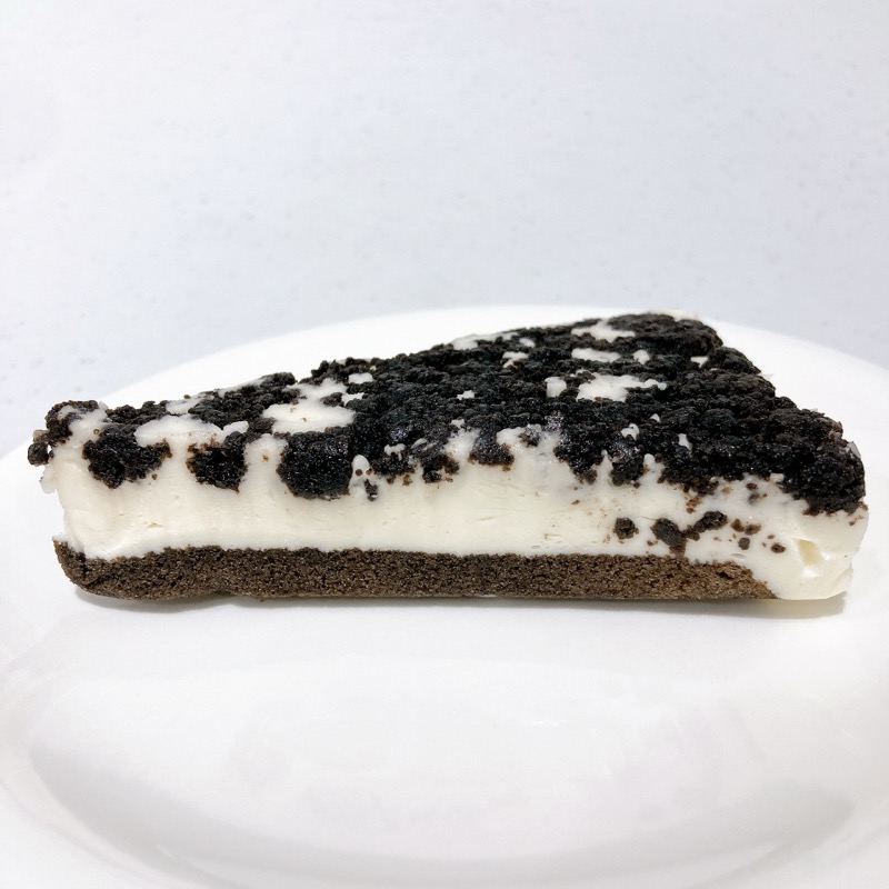 セブンのかじるクッキークリームバニラムース仕立て