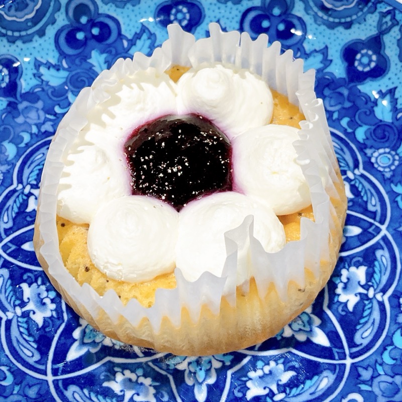しっとりブルーベリーケーキ