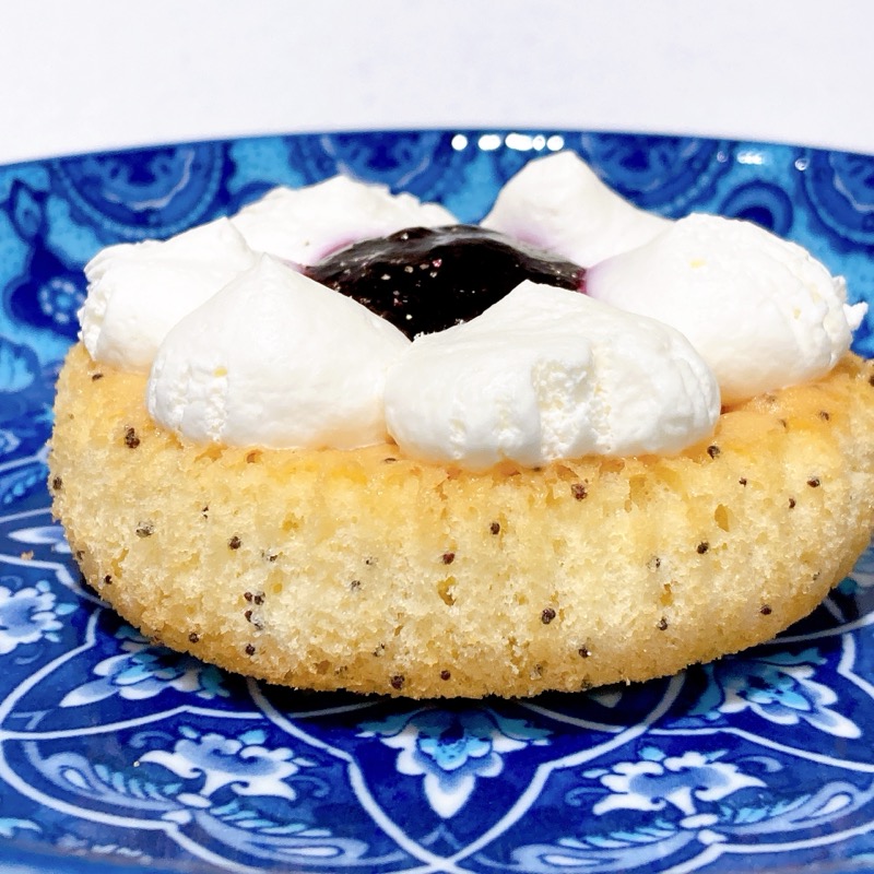 しっとりブルーベリーケーキ