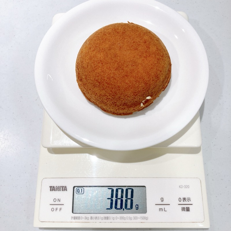 不二家のミルキーなキャラメルケーキ