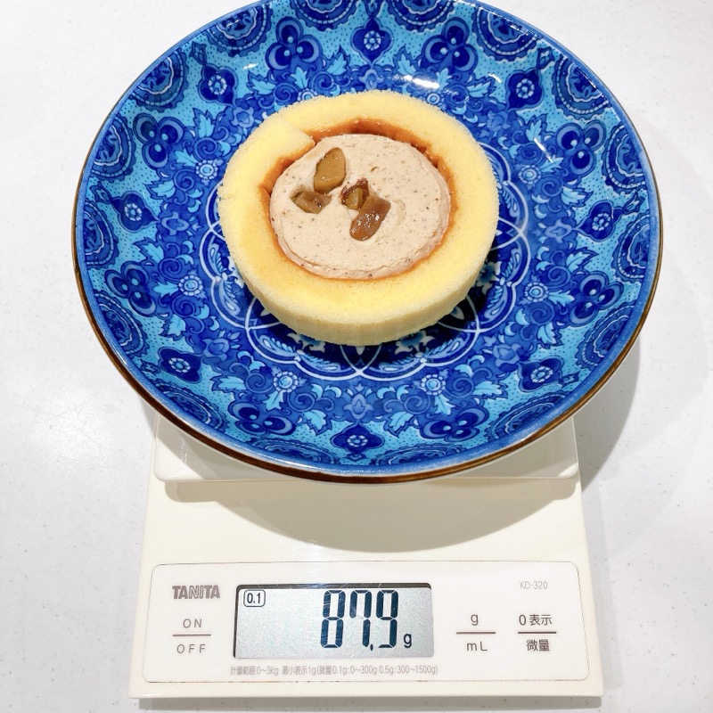 ローソン《プレミアムロールケーキ 2層のマロン》