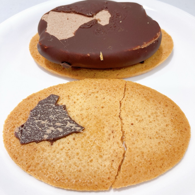 ファミマのクリスピーチョコサンド