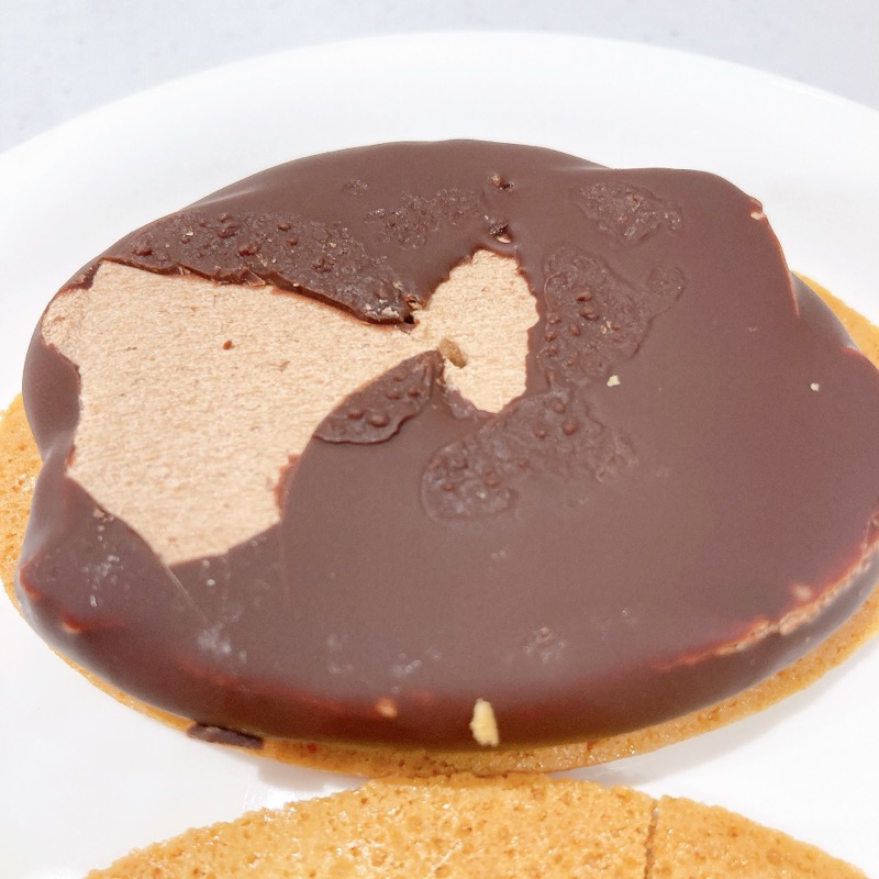 ファミマのクリスピーチョコサンド