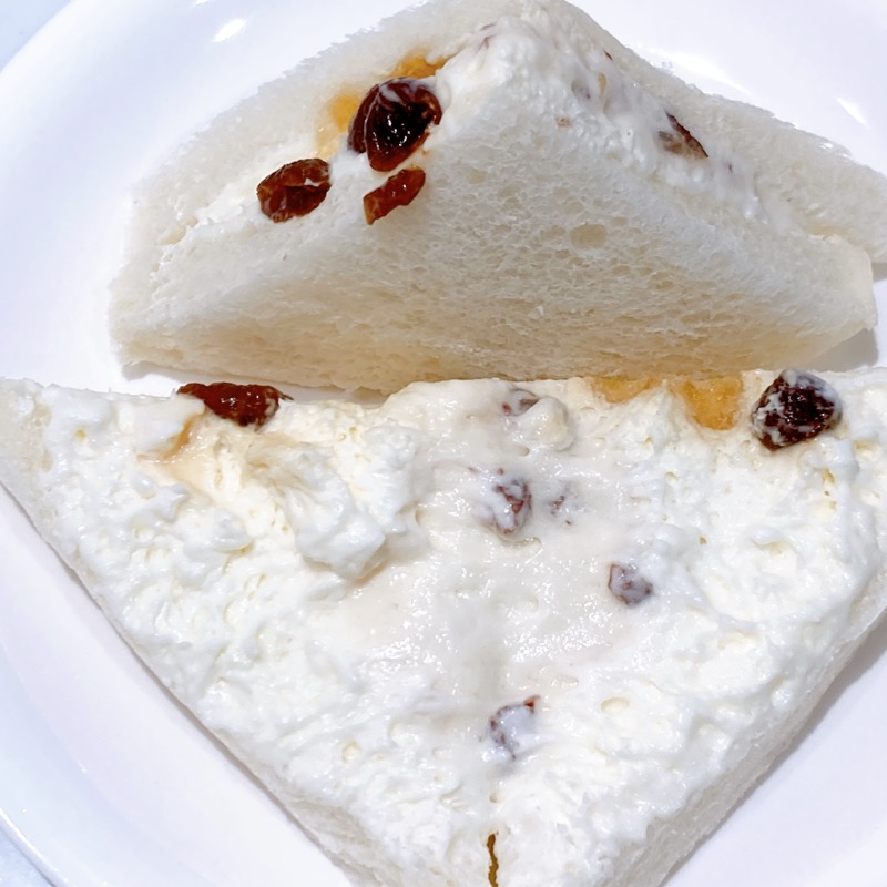 ファミマのラムレーズンホイップ