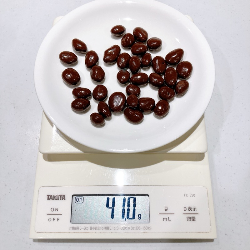 ファミマ《ラムレーズンチョコ》