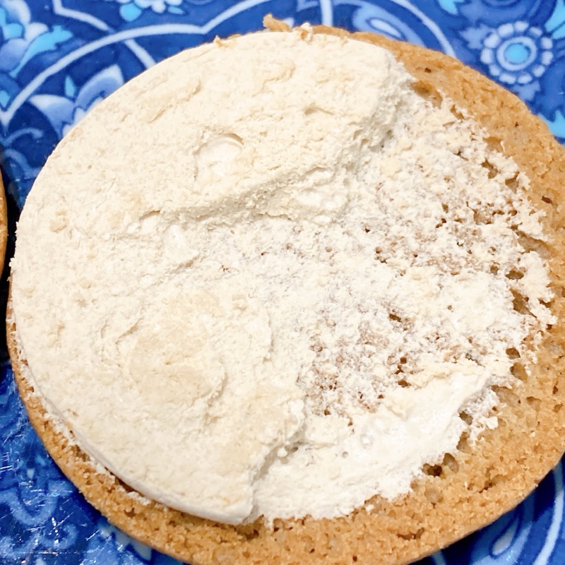 ロイヤルムーンのガレットサンドのロイヤルミルクティー