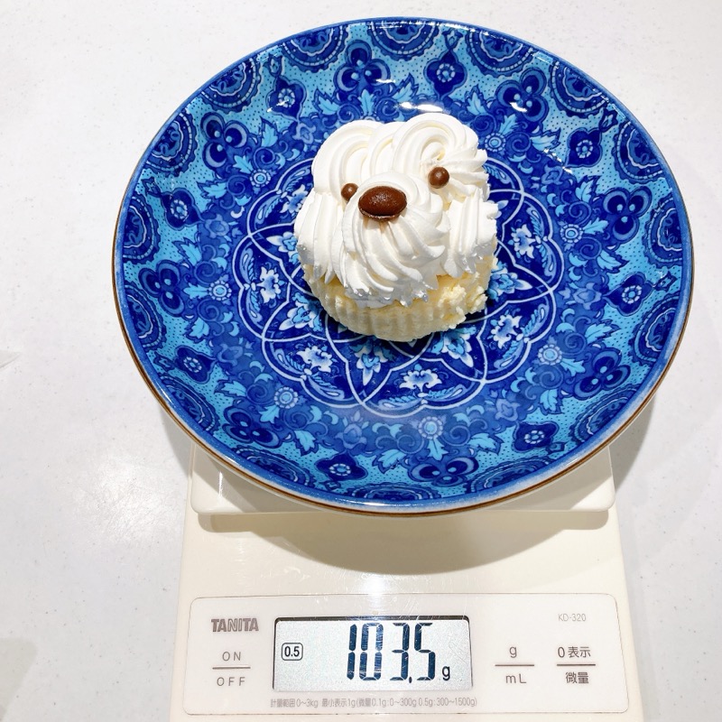 いぬぬバスクチーズケーキ