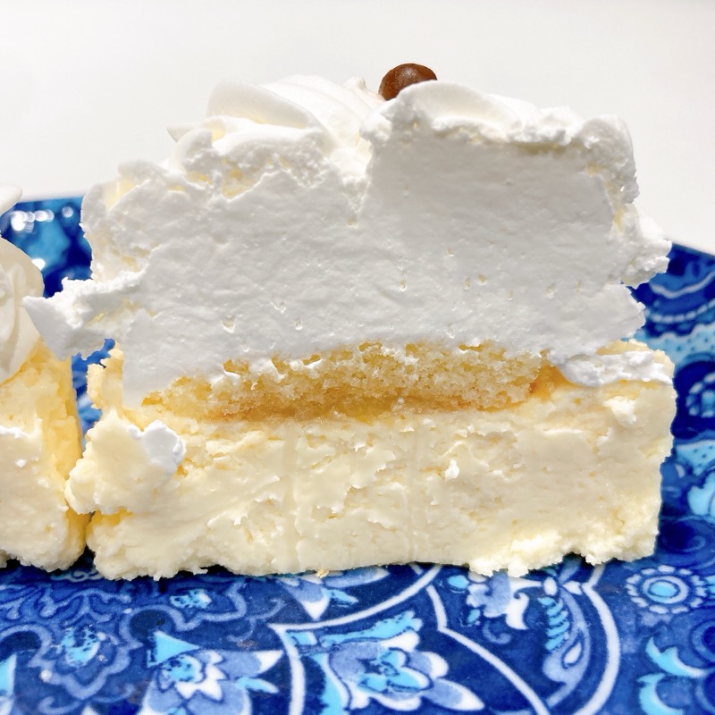 いぬぬバスクチーズケーキ