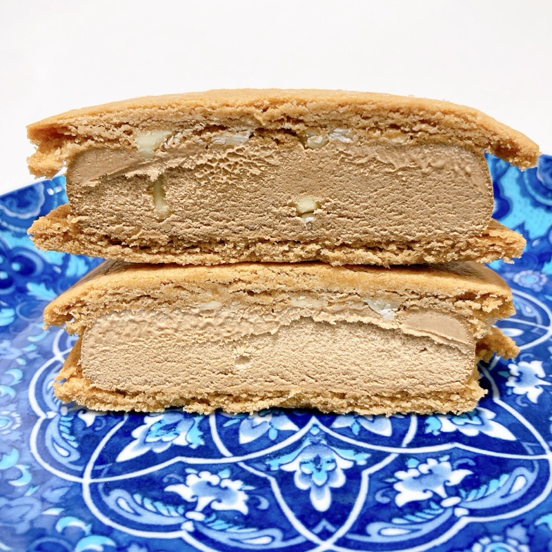 リプトンのミルクティーサンドアイス