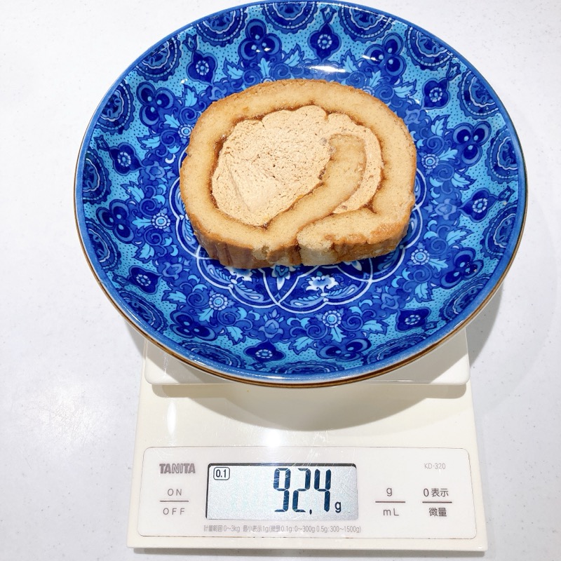 紅茶に恋するロールケーキ