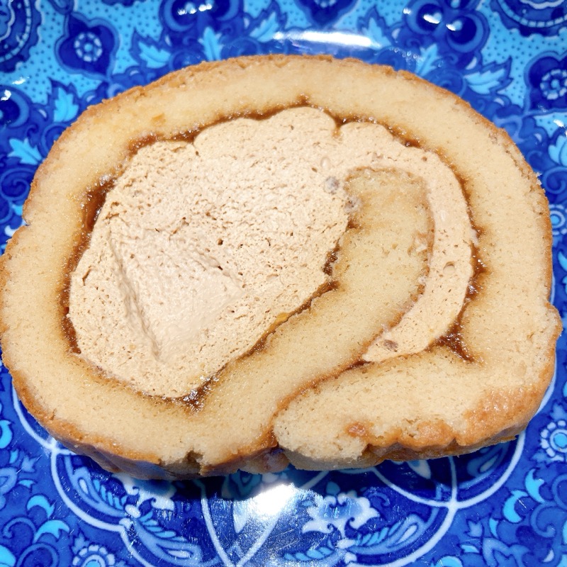 紅茶に恋するロールケーキ