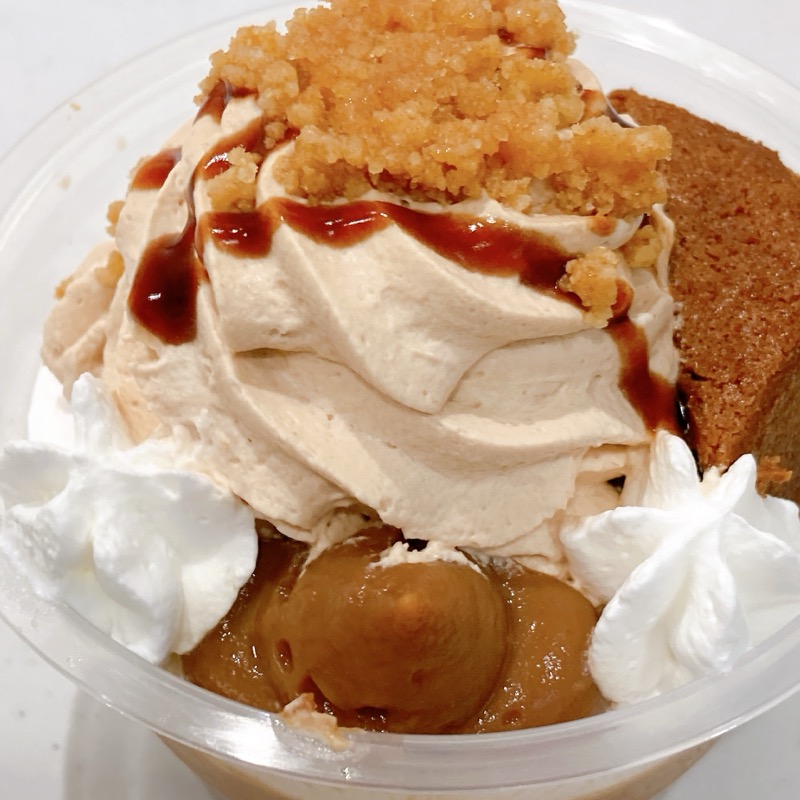 紅茶に恋するプリンケーキパフェ