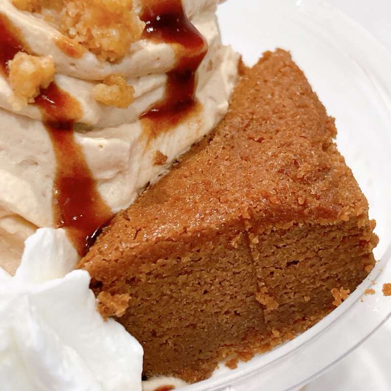 紅茶に恋するプリンケーキパフェ