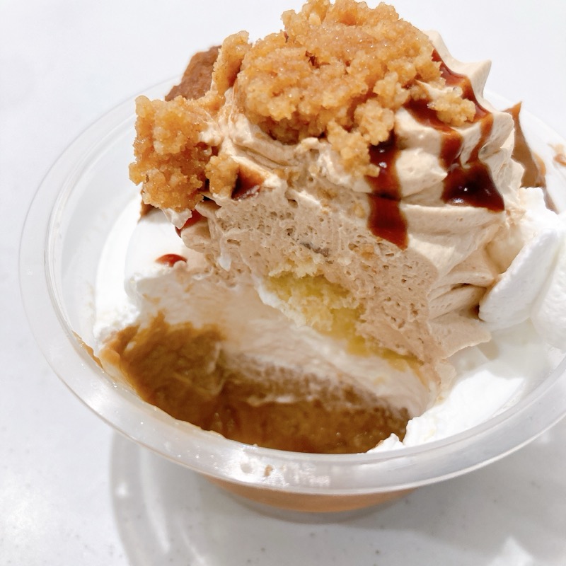 紅茶に恋するプリンケーキパフェ