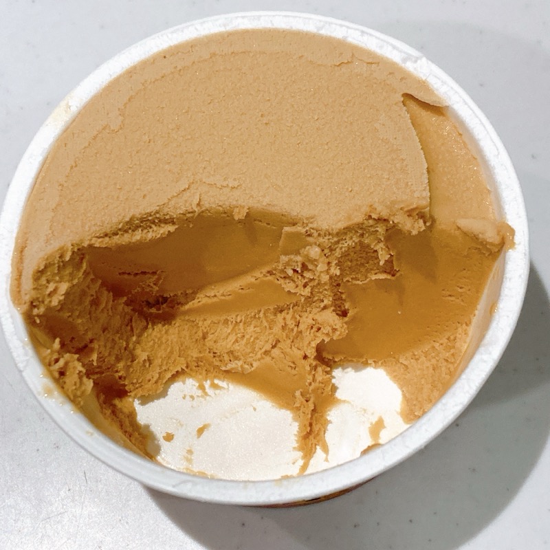 シャトレーゼの濃密生キャラメルアイスクリーム