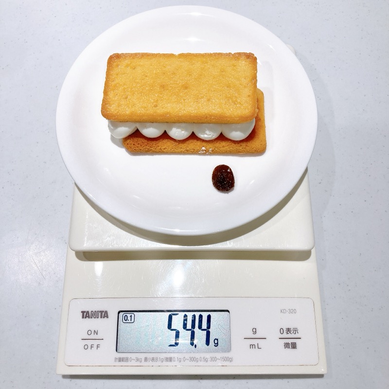 ローソンのレーズンバターサンド