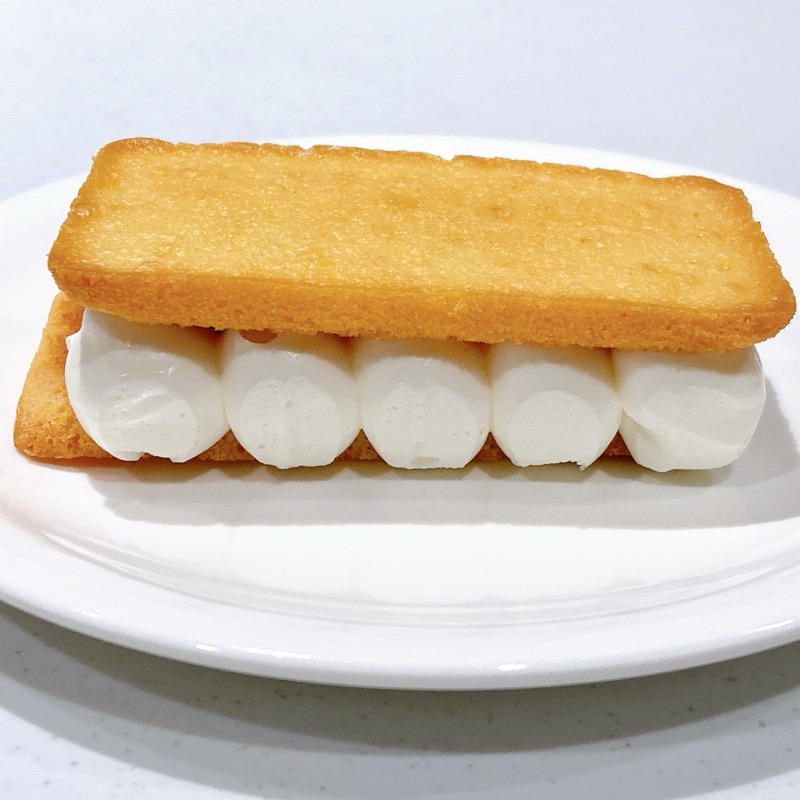 ローソンのレーズンバターサンド