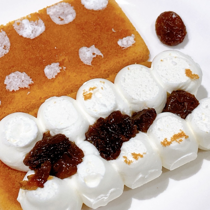 ローソンのレーズンバターサンド